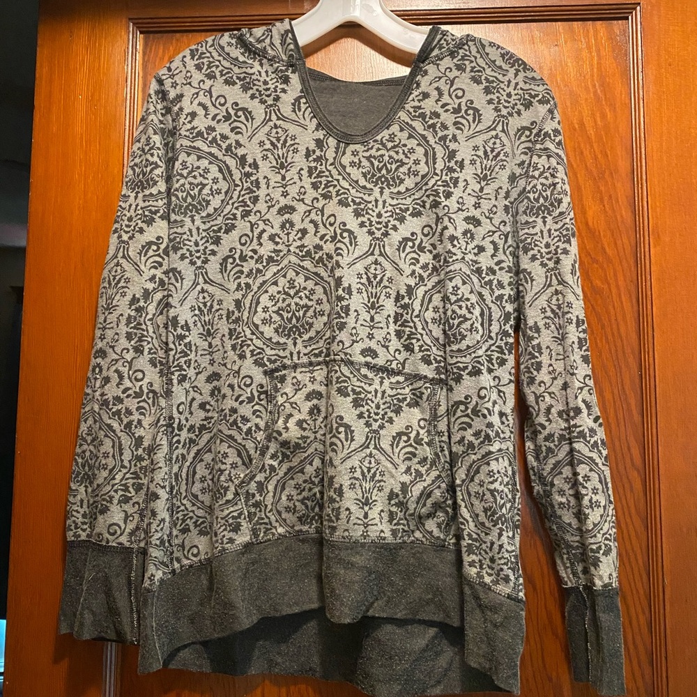 Light weight sweatshirt